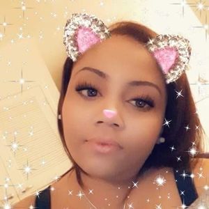 Meet your Posher, Chanel